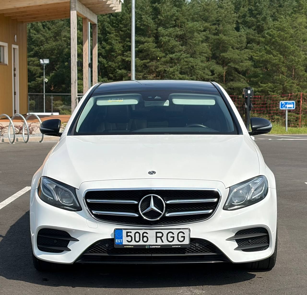 https://evgauto.ee/?product=mercedes-benz-e-350-e